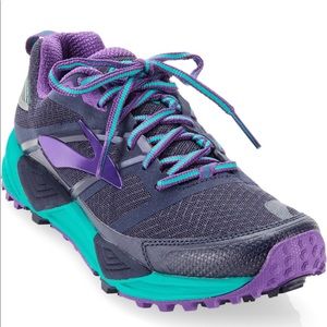 Brooks cascadia trail runners